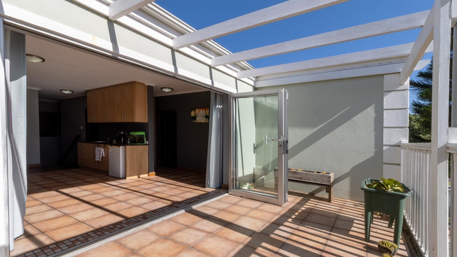 5 Bedroom Property for Sale in Northgate Western Cape